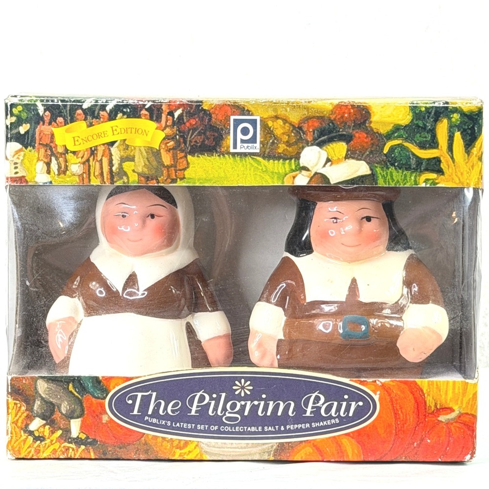 Publix The Pilgrim Pair Salt and Pepper Shakers Brown Porcelain Holiday Decor
